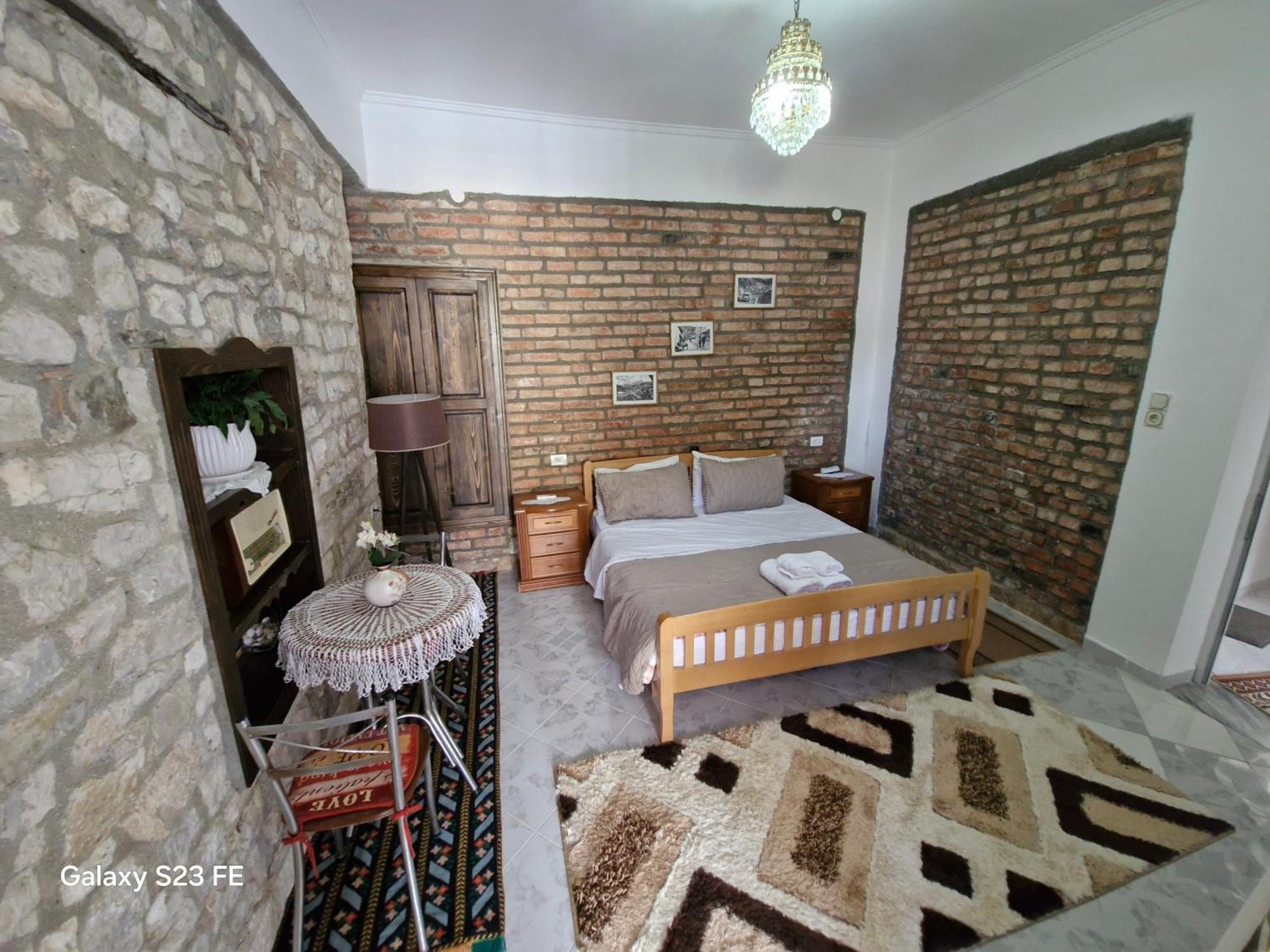 Guesthouse Belle View Μπεράτ Εξωτερικό φωτογραφία